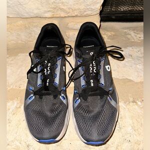 On Cloud Eclipse size 11